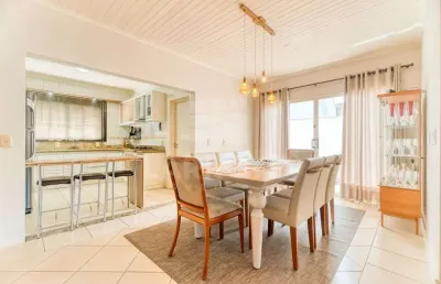 Casa com 3 quartos à venda no Revoredo, Tubarão 
