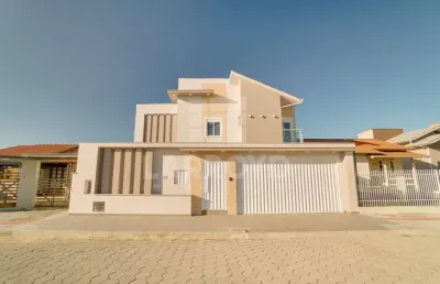 Casa com 3 quartos à venda no Revoredo, Tubarão 
