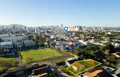 Terreno à venda na Rua Ferreira Lima, Santo Antônio de Pádua, Tubarão