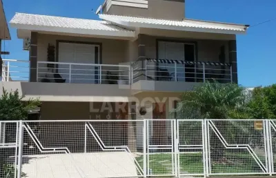 Casa com 4 quartos à venda na Rua Canadá, Passagem, Tubarão