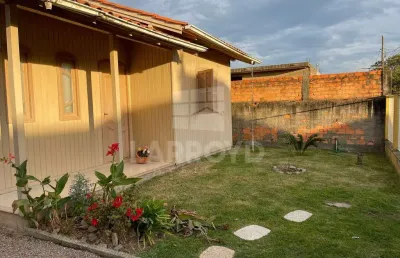 Casa com 3 quartos à venda na Praia Redonda, Tubarão 