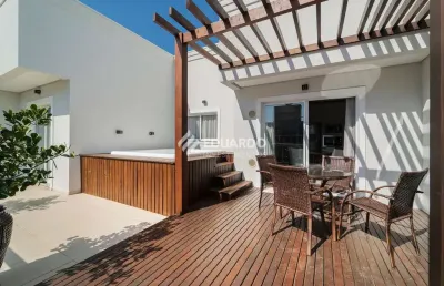 Cobertura duplex à venda no edifício costa azul com 04 dormitórios em bombinhas