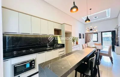 Casa térrea com 2 suítes à venda – semi-mobiliada – bombinhas, sc