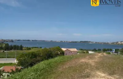 Excelente terreno com vista para lagoa de araruama.