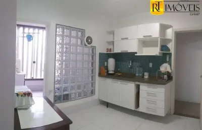 Apartamento com 2 quartos no parque hotel - araruama/rj
