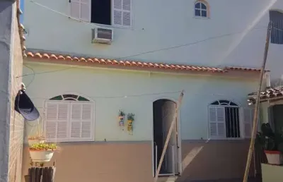 Casa com 3 quartos à venda na Praça da Bandeira, Araruama 