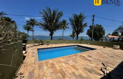 Casa na beira da lagoa no condomínio marina palmer à venda, cabo frio/rj