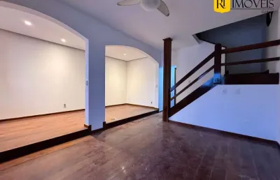 Casa duplex para locação com 3 quartos no jardim caiçara, cabo frio/rj