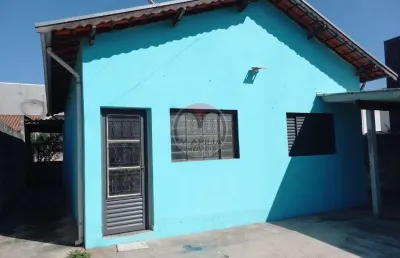 Casa com 2 quartos à venda no Residencial Estoril, Taubaté 