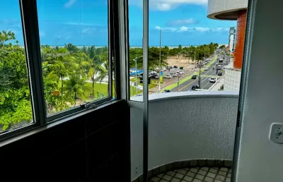 Aluguel anual, quarto e sala com vista mar da pajuçara