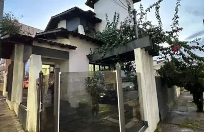 Casa para venda em araxá, centro, 4 dormitórios, 1 suíte, 4 banheiros, 1 vaga