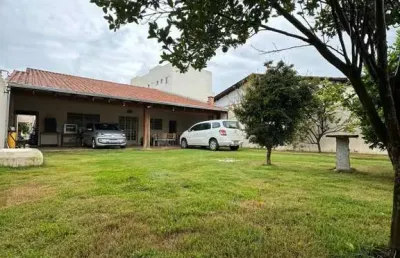 Casa para venda em araxá, alvorada, 2 dormitórios, 1 suíte, 2 banheiros, 6 vagas