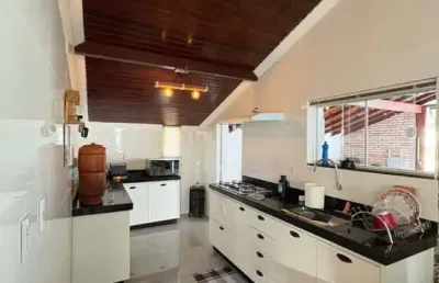Casa em condomínio para venda em araxá, área 2, 4 dormitórios, 1 suíte, 2 banheiros, 1 vaga