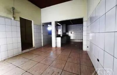 Casa comercial à venda no Centro, Charqueada 