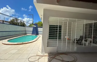 Casa com 5 quartos e piscina no bairro de campo grande