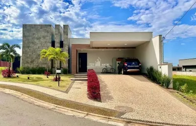 Casa térrea, com 3 suítes plenas, localizada no jardins bolonha