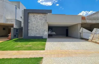 Casa térrea com 3 suítes plenas, localizado no jardins bolonha.