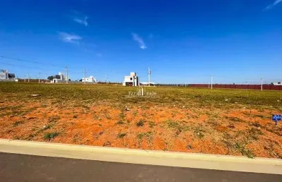 Jardins parma - lote com 270,21m² quitado e registrado.