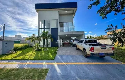 Sobrado com 4 suites plenas, sendo 3 delas com banheira, terras alpha1