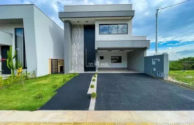 Triplex no jardins capri com 4 quartos sendo 3 suítes plenas.
