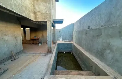 Sobrado em fase de acabamento condomínio jardins capri