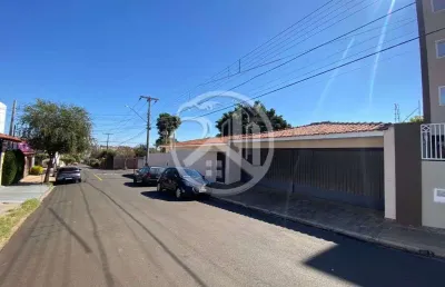 Casa com 3 quartos para alugar na cidade jardim, são carlos , 247 m2 por r$ 3.889