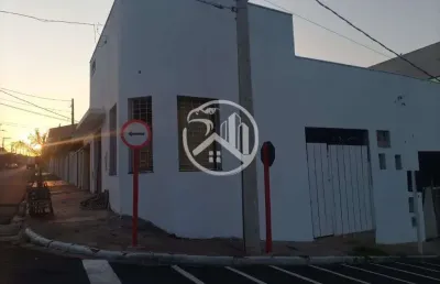 Barracao comercial com mesanino otima localizacao no centro