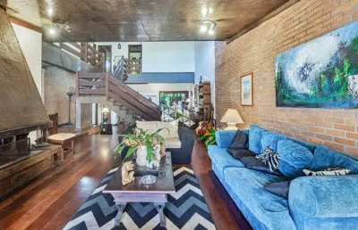 Casa com 457 m² e 4 quartos à venda na chácara das pedras.