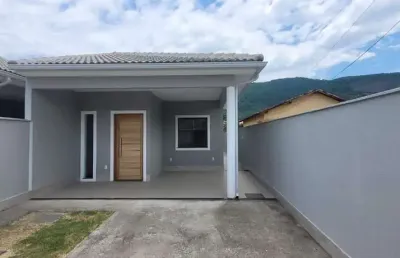 Prédio à venda na Rua Heliotropico, Barroco, Maricá