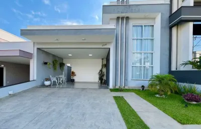 Casa toda planejada, 3 dormitórios sendo 1 suíte com closet