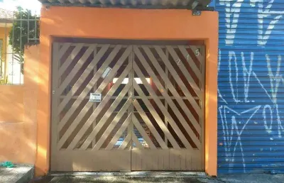 Casa com 2 quartos à venda na Praça Pedro Sanchez Parra, Quinta da Paineira, São Paulo