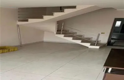 Casa com 3 quartos à venda na Rua Nhengaibas, Vila Graciosa, São Paulo