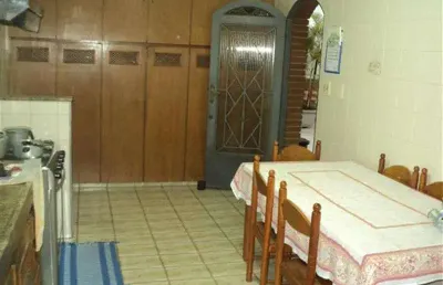 Casa com 3 quartos à venda na Rua Frei Bernardino Coste, Jardim Iva, São Paulo