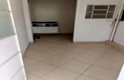 Casa para alugar na Rua Vilela, Tatuapé, São Paulo