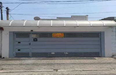 Casa com 3 quartos para alugar na Rua Paraibuna, Quinta da Paineira, São Paulo