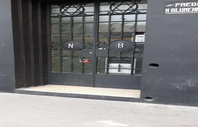 Casa comercial à venda na Rua Silva Jardim, Belenzinho, São Paulo