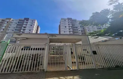 Apartamento com 3 quartos para alugar na Avenida Vila Ema, Vila Ema, São Paulo
