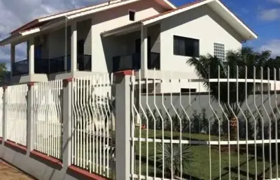 Casa á venda em tijucas sc com 244m²,  3 quartos sendo 1 suíte.