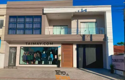 Casa com salas comerciais a venda com 361m², 3 dormitórios, 1 vaga de garagem