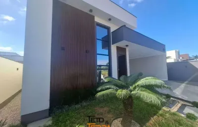 Casa no bairro areias em tijucas com 3 quartos sendo 1 suíte e 2 demi com 131 m²