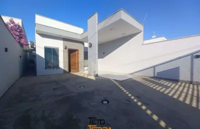 Casa á venda com 92m² no bairro universitário em tijucas, 3 dormitórios, 1 suíte