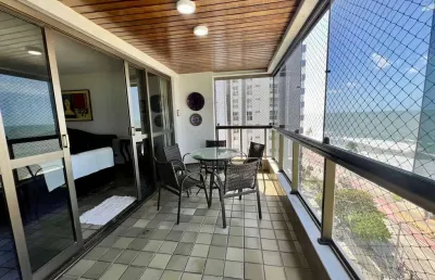 Excelente apartamento à venda, na av. boa viagem; com 4 quartos, sendo duas suítes; sala para 5 amb