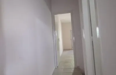 Casa com 2 quartos para alugar na Tupi, Praia Grande 