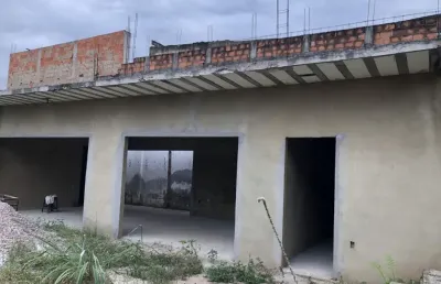 Casa a venda com 2 quartos ou closet (projeto) no sarapui