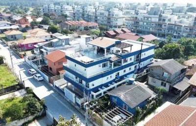 Cobertura duplex à venda, no bairro campeche, florianópolis-sc, com 2 quartos, sendo 1 suíte, com 2 vagas