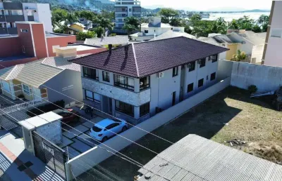 Apartamento à venda, no bairro praia de fora, palhoça-sc, com 3 quartos, sendo 1 suíte, com 2 vagas
