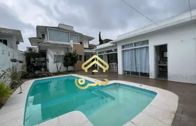 Casa à venda, no bairro pedra branca, palhoça-sc, com 3 quartos, sendo 1 suíte, com 2 vagas