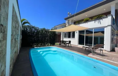 Casa à venda, no bairro pedra branca, palhoça-sc, com 4 quartos, sendo 1 suíte, com 2 vagas