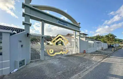 Casa à venda, no bairro forquilhas, são josé-sc, com 2 quartos, sendo , com 1 vaga