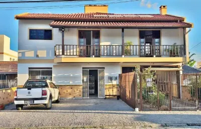 Casa comercial à venda na Avenida Valdemar Schmidt, Forquilhas, São José
